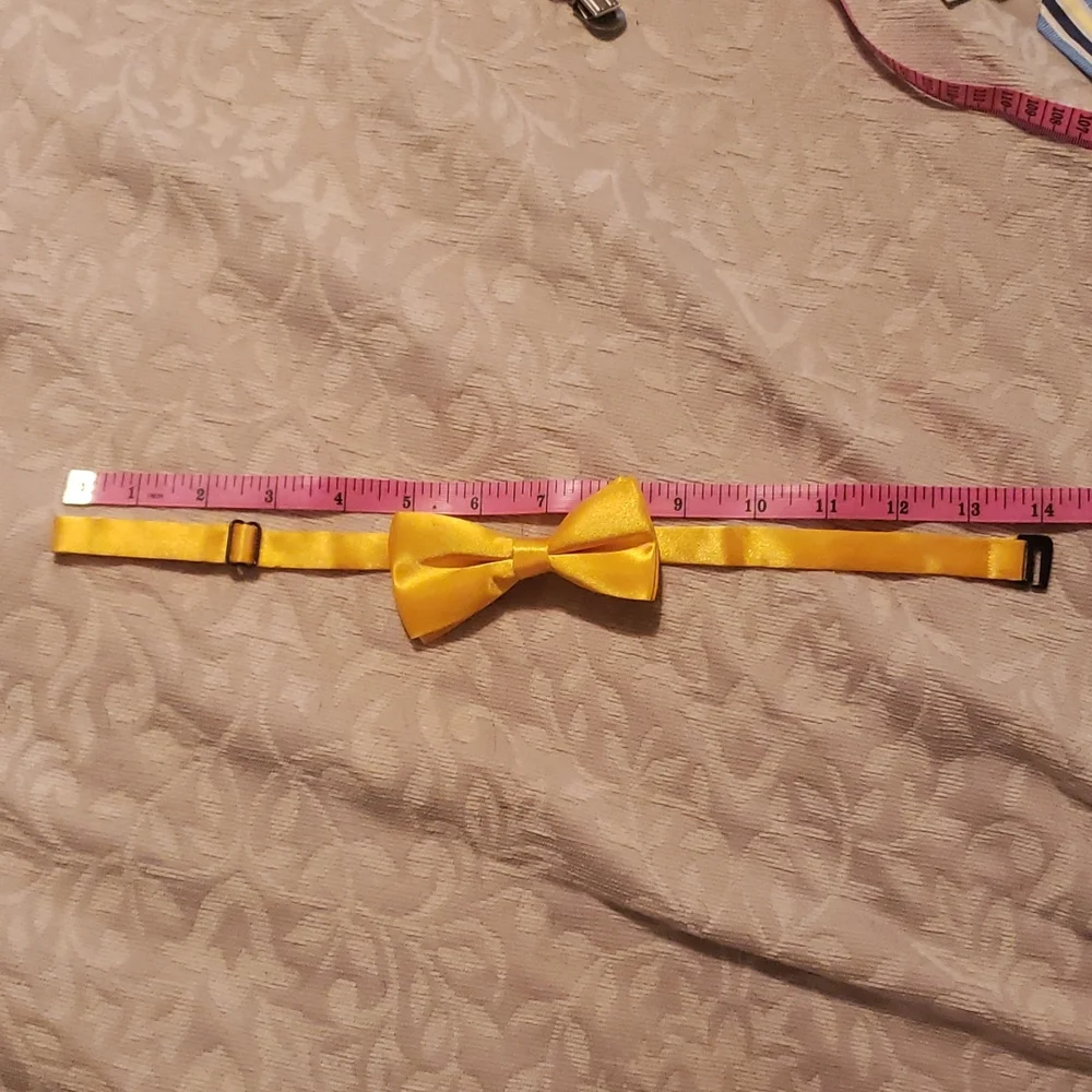 Yellow Boys bow tie, adjustable